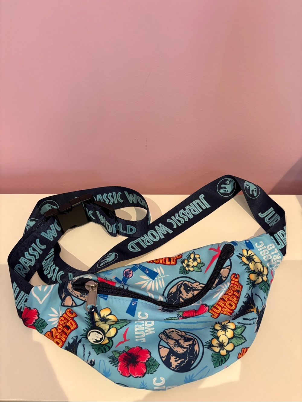 Universal Studios Jurassic World Hawaiian Style Fanny Pack Crossbody Bag 🦕🩵